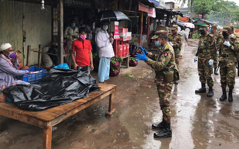 রেড জোনগুলোতে সেনা টহল জোরদার