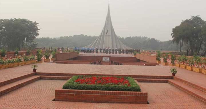 শ্রদ্ধা ও ভালোবাসায় সিক্ত হতে প্রস্তুত জাতীয় স্মৃতিসৌধ