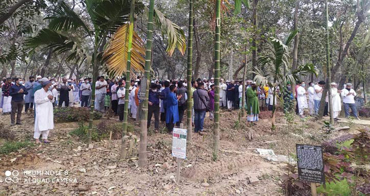 বড় ছেলের পাশে চিরনিদ্রায় শায়িত এটিএম শামসুজ্জামান