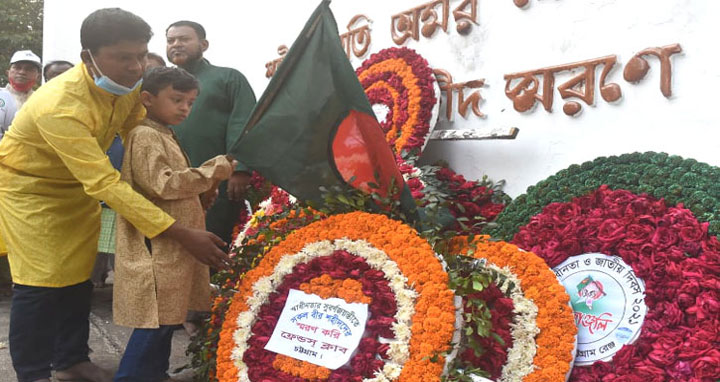 যথাযোগ্য মর্যাদায় সারাদেশে উদযাপিত হচ্ছে স্বাধীনতার সুবর্ণজয়ন্তী