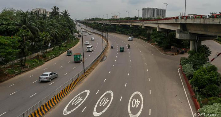 লকডাউন শুরু হলেও মানা হচ্ছে না সব নিদের্শনা