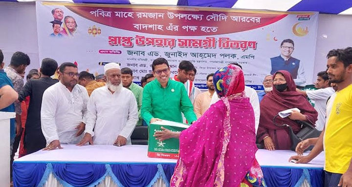 প্রধানমন্ত্রী সব সময় অসহায় মানুষের কল্যাণে কাজ করেন : পলক